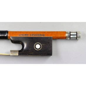 S�lvmonteret violinbue<br>Kurt D�lling