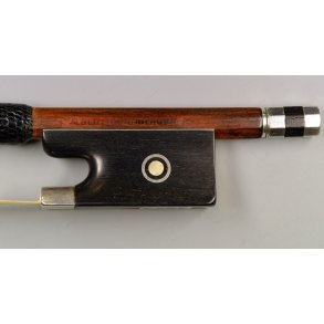 S�lvmonteret violinbue, * Albert N�rnberger * 