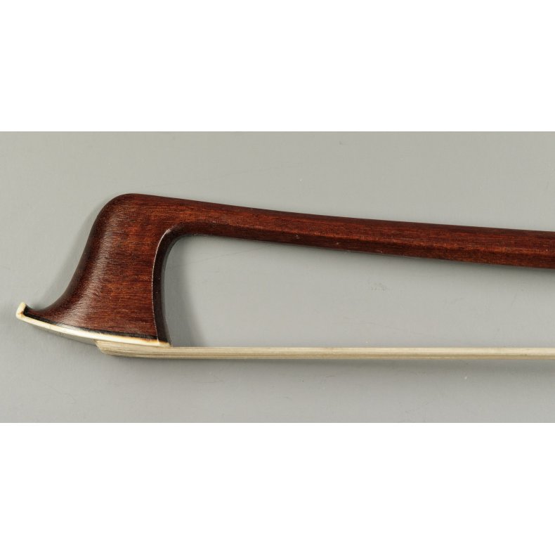 S�lvmonteret violinbue, * Albert N�rnberger * 