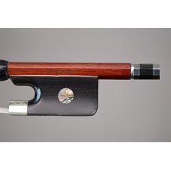 Nikkelmonteret bratschbue<br>Georg Werner