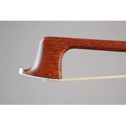 Nikkelmonteret bratschbue<br>Georg Werner