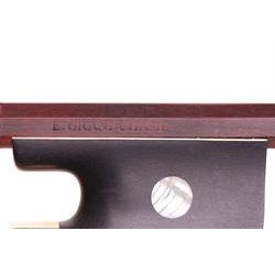 Guldmonteret bratschbue<br>Eric Grandchamp