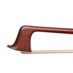 Nikkelmonteret bratschbue<br>Gustav Prager